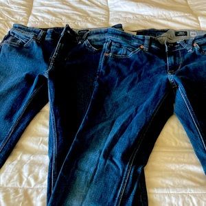 EUC volcom jeans size 28